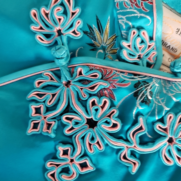 Vintage Peony 1980's Satin Cheongsam Dress. Sz 38 (8-10) - Picture 6 of 13